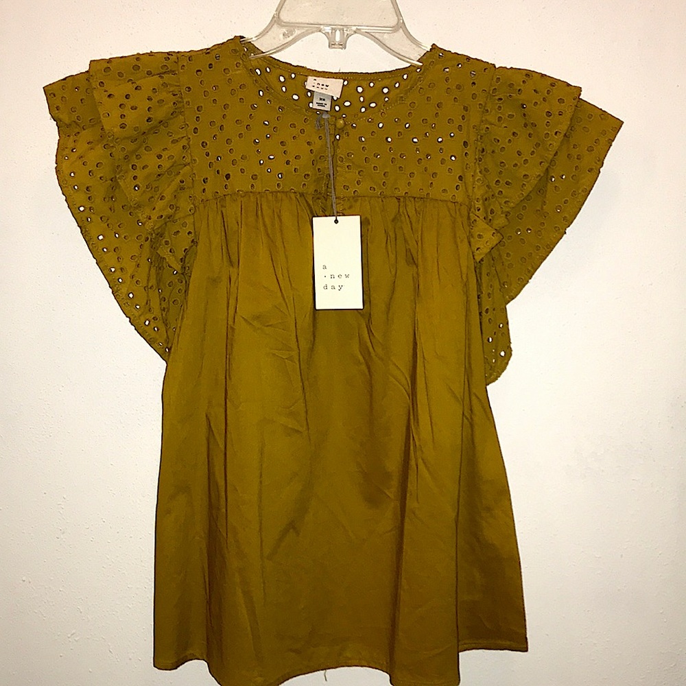 A New Day Top